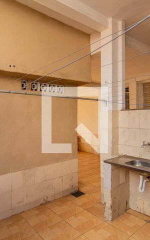 Casa à venda com 300m², 7 quartos e 2 vagas Casa à venda com 300m², 7 quartos e 2 vagasÁrea Comum - Quintal