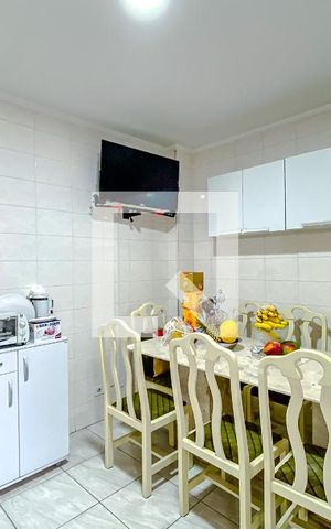 Casa à venda com 114m², 3 quartos e 2 vagasCozinha