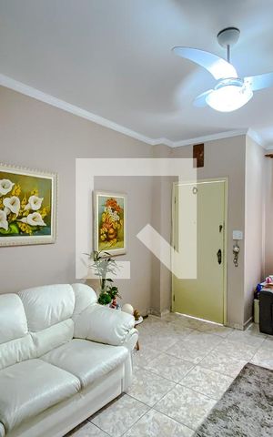 Casa à venda com 114m², 3 quartos e 2 vagasSala