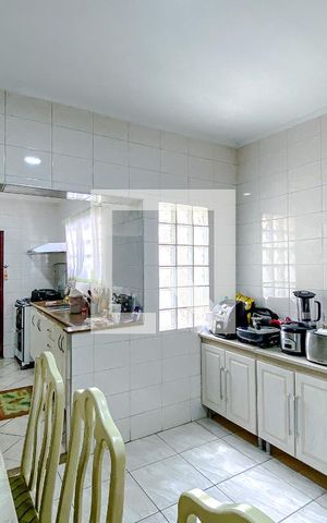 Casa à venda com 114m², 3 quartos e 2 vagasCozinha
