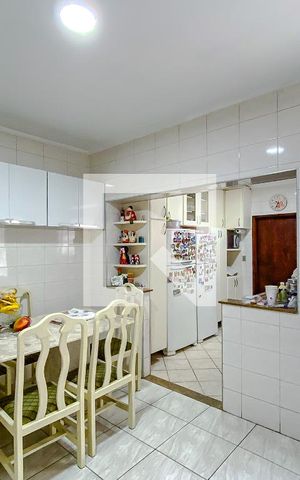 Casa à venda com 114m², 3 quartos e 2 vagasCozinha