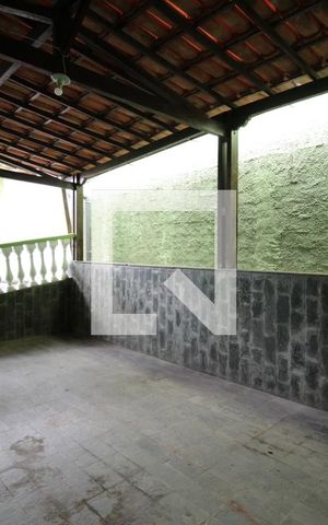 Casa para alugar com 250m², 3 quartos e 8 vagasVaranda