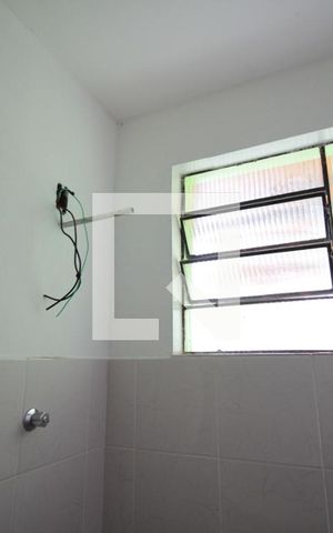 Casa para alugar com 250m², 3 quartos e 8 vagasBanheiro