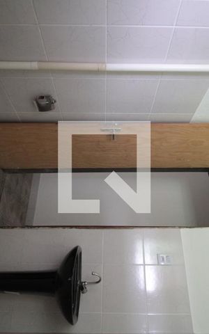 Casa para alugar com 250m², 3 quartos e 8 vagasBanheiro