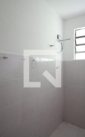 Casa para alugar com 250m², 3 quartos e 8 vagasBanheiro
