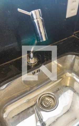 Apartamento à venda com 47m², 1 quarto e sem vaga