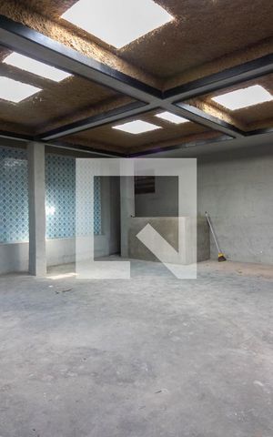 Casa para alugar com 350m², 4 quartos e 3 vagasÁrea comum 