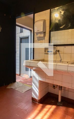 Casa para alugar com 350m², 4 quartos e 3 vagasÁrea de serviço 