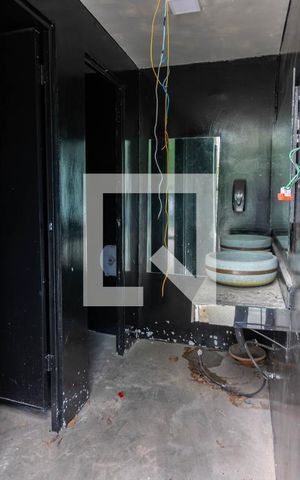 Casa para alugar com 350m², 4 quartos e 3 vagasÁrea comum 