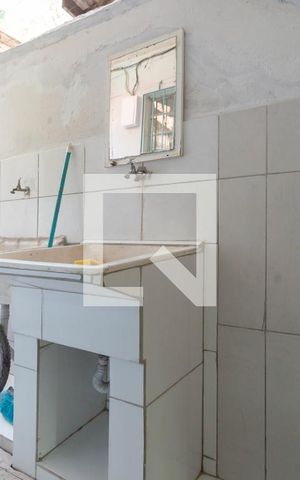 Casa para alugar com 35m², 1 quarto e sem vaga Casa para alugar com 35m², 1 quarto e sem vagaArea de Serviços