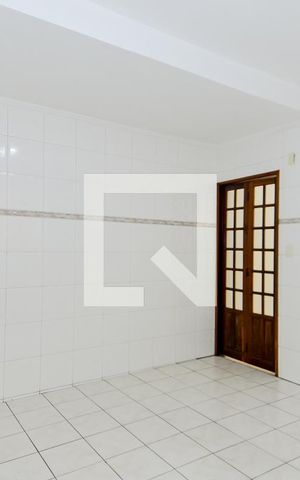 Casa à venda com 230m², 4 quartos e 2 vagasCozinha 