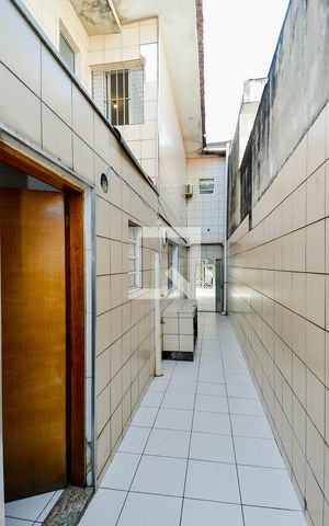 Casa à venda com 230m², 4 quartos e 2 vagasCorredor 