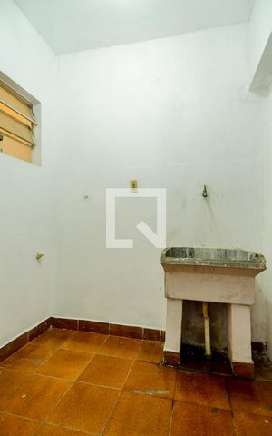 Casa à venda com 230m², 4 quartos e 2 vagasÁrea de Serviço