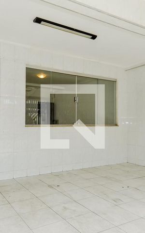 Casa à venda com 230m², 4 quartos e 2 vagasGaragem