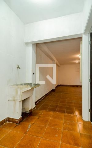 Casa à venda com 230m², 4 quartos e 2 vagasÁrea de Serviço