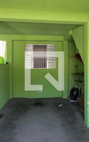 Casa à venda com 187m², 8 quartos e 2 vagas Casa à venda com 187m², 8 quartos e 2 vagasGaragem