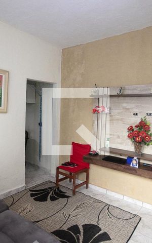 Casa à venda com 187m², 8 quartos e 2 vagas Casa à venda com 187m², 8 quartos e 2 vagasSala casa 04