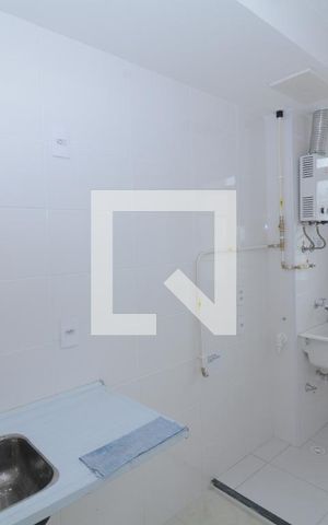 Apartamento para alugar com 43m², 2 quartos e sem vagaSala/Cozinha e Área de Serviço