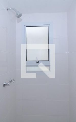 Apartamento para alugar com 43m², 2 quartos e sem vagaBanheiro