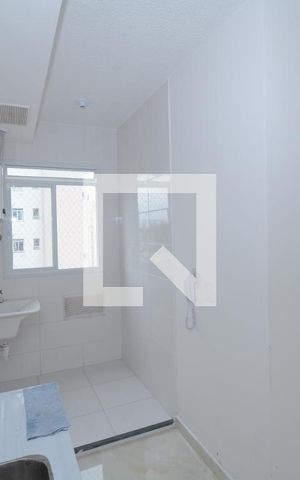 Apartamento para alugar com 43m², 2 quartos e sem vagaSala/Cozinha e Área de Serviço