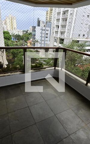 Apartamento para alugar com 110m², 3 quartos e 1 vagaVaranda
