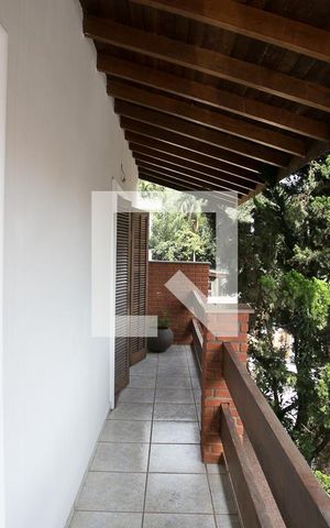 Casa à venda com 540m², 4 quartos e 3 vagas Casa à venda com 540m², 4 quartos e 3 vagasSala 2 varanda