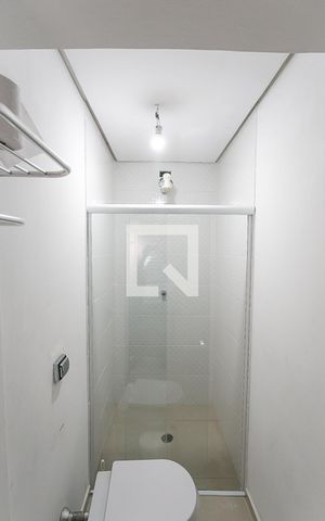 Casa à venda com 540m², 4 quartos e 3 vagas Casa à venda com 540m², 4 quartos e 3 vagasBanheiro