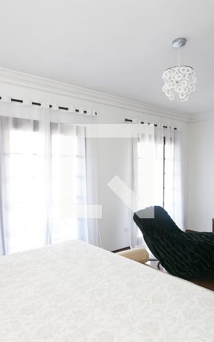 Casa à venda com 540m², 4 quartos e 3 vagas Casa à venda com 540m², 4 quartos e 3 vagasSuíte 2