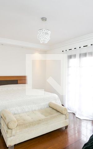 Casa à venda com 540m², 4 quartos e 3 vagas Casa à venda com 540m², 4 quartos e 3 vagasSuíte 2