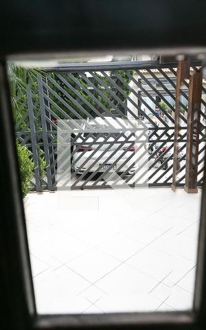 Casa à venda com 540m², 4 quartos e 3 vagas Casa à venda com 540m², 4 quartos e 3 vagasvista