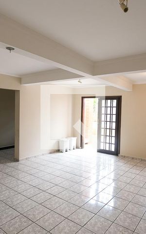 Casa à venda com 540m², 4 quartos e 3 vagas Casa à venda com 540m², 4 quartos e 3 vagasSalão de Festa 2