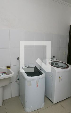 Casa à venda com 540m², 4 quartos e 3 vagas Casa à venda com 540m², 4 quartos e 3 vagasÁrea de Serviço