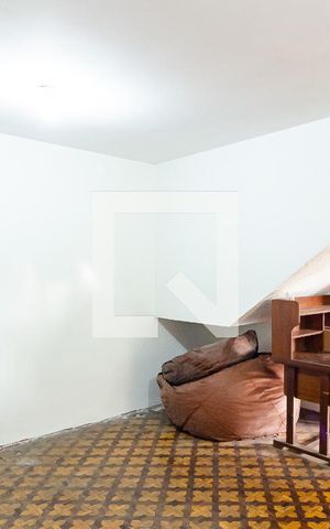 Casa à venda com 325m², 3 quartos e 3 vagas Casa à venda com 325m², 3 quartos e 3 vagasSala