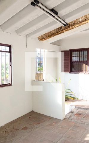 Casa à venda com 325m², 3 quartos e 3 vagas Casa à venda com 325m², 3 quartos e 3 vagasArea de Serviço