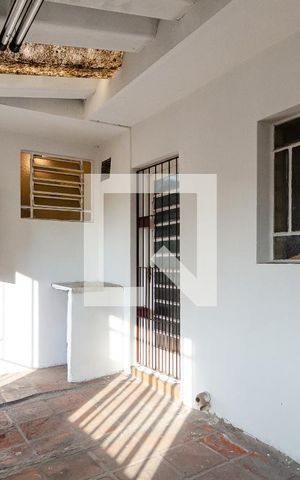 Casa à venda com 325m², 3 quartos e 3 vagas Casa à venda com 325m², 3 quartos e 3 vagasArea de Serviço