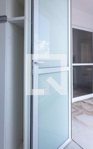 Apartamento para alugar com 86m², 2 quartos e 1 vagaÁrea de Serviço