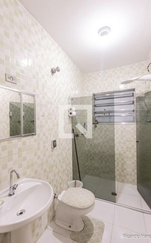 Casa à venda com 200m², 3 quartos e 2 vagas Casa à venda com 200m², 3 quartos e 2 vagasCasa 2