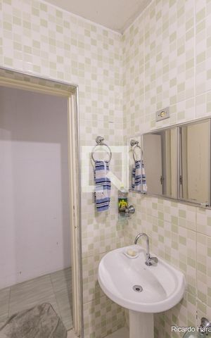 Casa à venda com 200m², 3 quartos e 2 vagas Casa à venda com 200m², 3 quartos e 2 vagasCasa 2