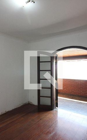 Casa à venda com 250m², 3 quartos e 1 vagaQuarto 1
