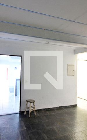 Casa à venda com 250m², 3 quartos e 1 vagaÁrea de Serviço