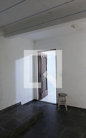 Casa à venda com 250m², 3 quartos e 1 vagaÁrea de Serviço