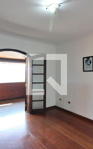 Casa à venda com 250m², 3 quartos e 1 vagaQuarto 1