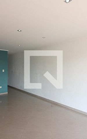 Casa à venda com 250m², 3 quartos e 1 vagaSala