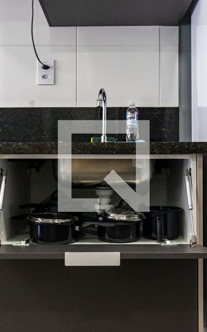 Apartamento para alugar com 32m², 1 quarto e sem vaga Apartamento para alugar com 32m², 1 quarto e sem vagaSala e Cozinha