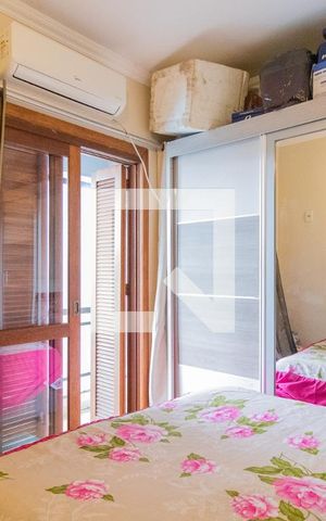 Casa à venda com 110m², 4 quartos e 1 vaga Casa à venda com 110m², 4 quartos e 1 vagaQuarto 1 - Suíte