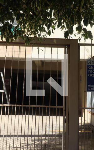 Apartamento para alugar com 60m², 2 quartos e 1 vagaFachada do Prédio