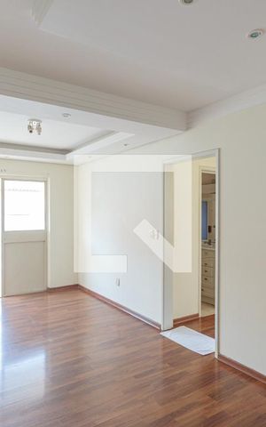 Apartamento à venda com 69m², 2 quartos e 1 vaga Apartamento à venda com 69m², 2 quartos e 1 vagaSala