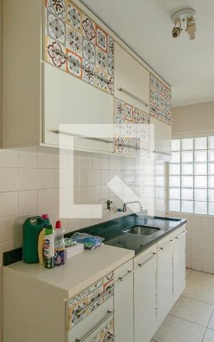 Apartamento à venda com 69m², 2 quartos e 1 vaga Apartamento à venda com 69m², 2 quartos e 1 vagaCozinha e Área de Serviço