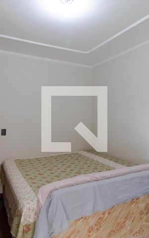 Casa à venda com 327m², 4 quartos e 3 vagas Casa à venda com 327m², 4 quartos e 3 vagasQuarto 02
