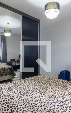 Casa à venda com 130m², 3 quartos e 2 vagas Casa à venda com 130m², 3 quartos e 2 vagasSuíte